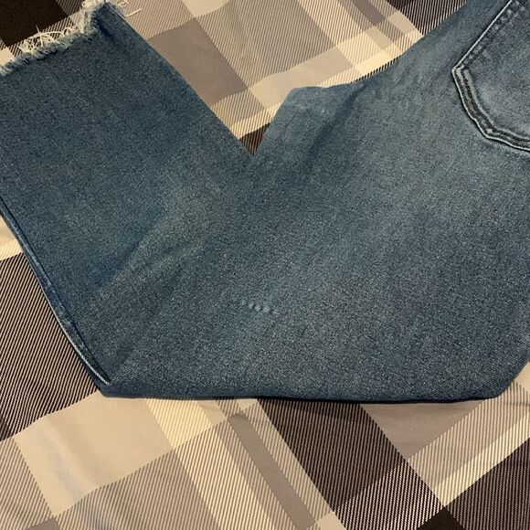 Max Studio Indigo Jeans Sz 10 high waters capri - Picture 9 of 11